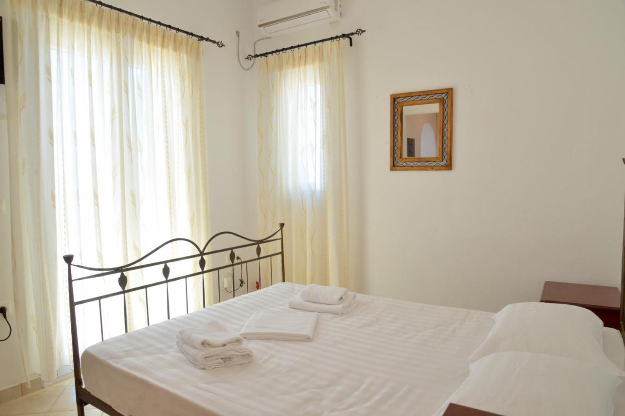 Trypiti Sea View Apartment ภายนอก รูปภาพ