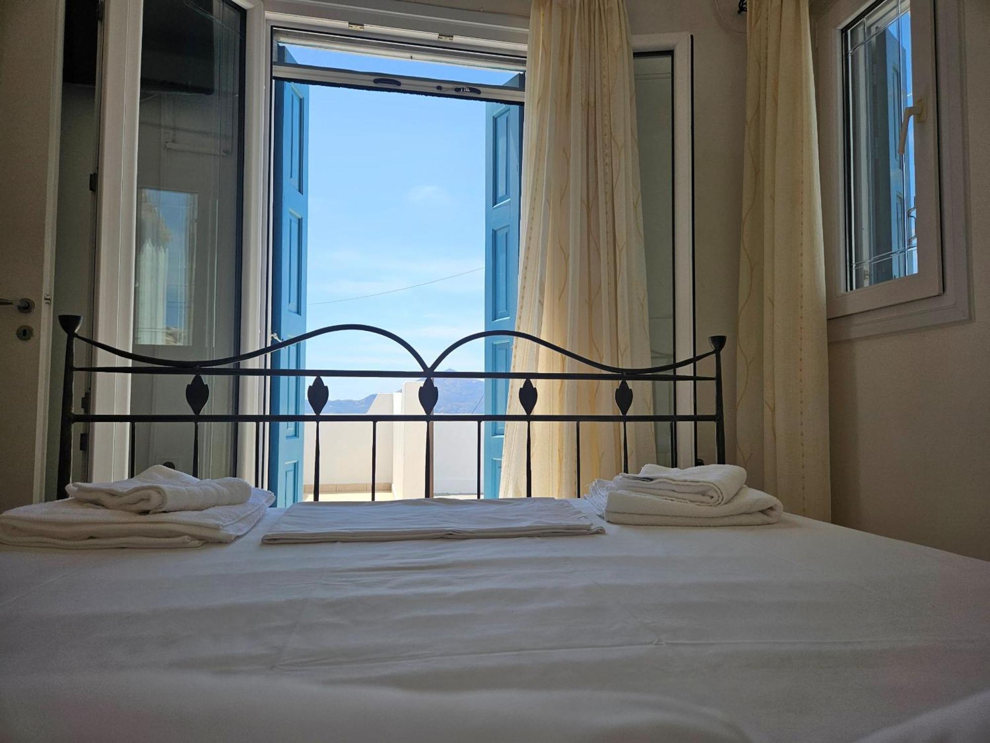 Trypiti Sea View Apartment ภายนอก รูปภาพ