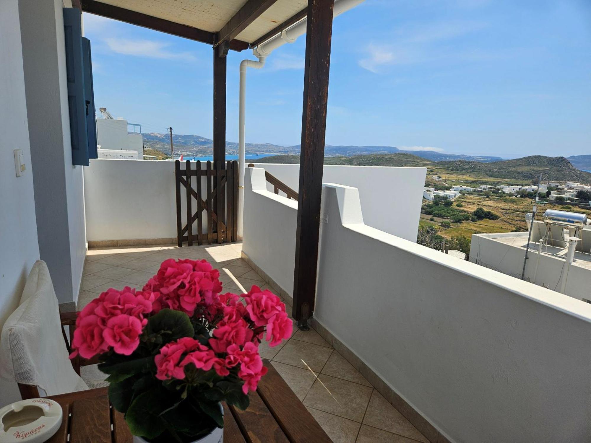 Trypiti Sea View Apartment ภายนอก รูปภาพ